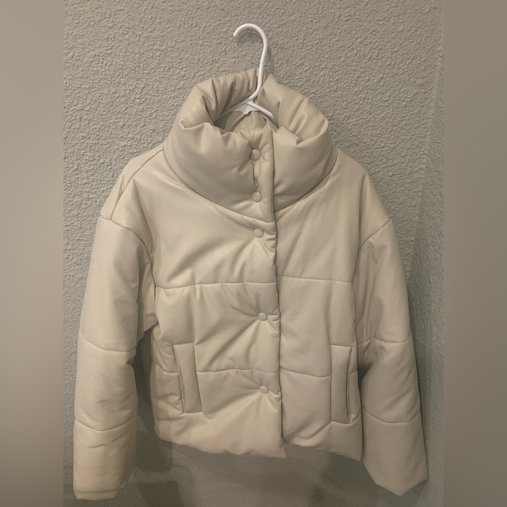 Lattelier Faux-leather Puffer Jacket